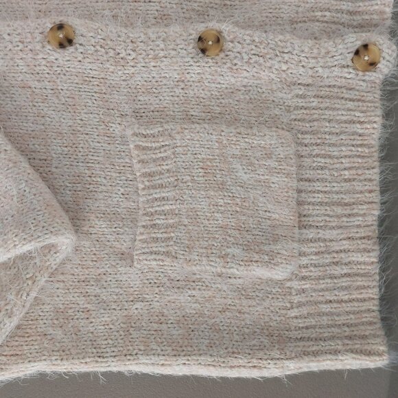 Free People Oversized Cardigan Medium Cream Fuzzy Sweater NWOT Winter Boho Cozy - Picture 8 of 15